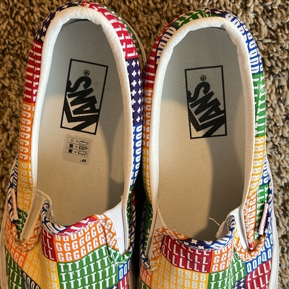 Pride vans size 8 men woman 9.5 NEW - Picture 3 of 11